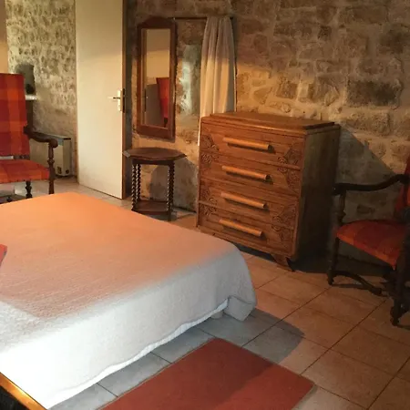 De Pierrebrune Apartment